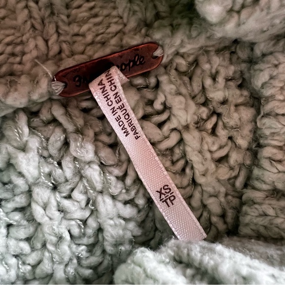 Free people cropped green sweater size xsmall - Picture 2 of 4